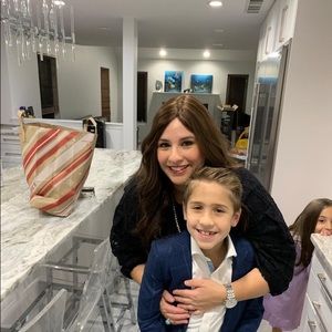 Meet your Posher, Honey